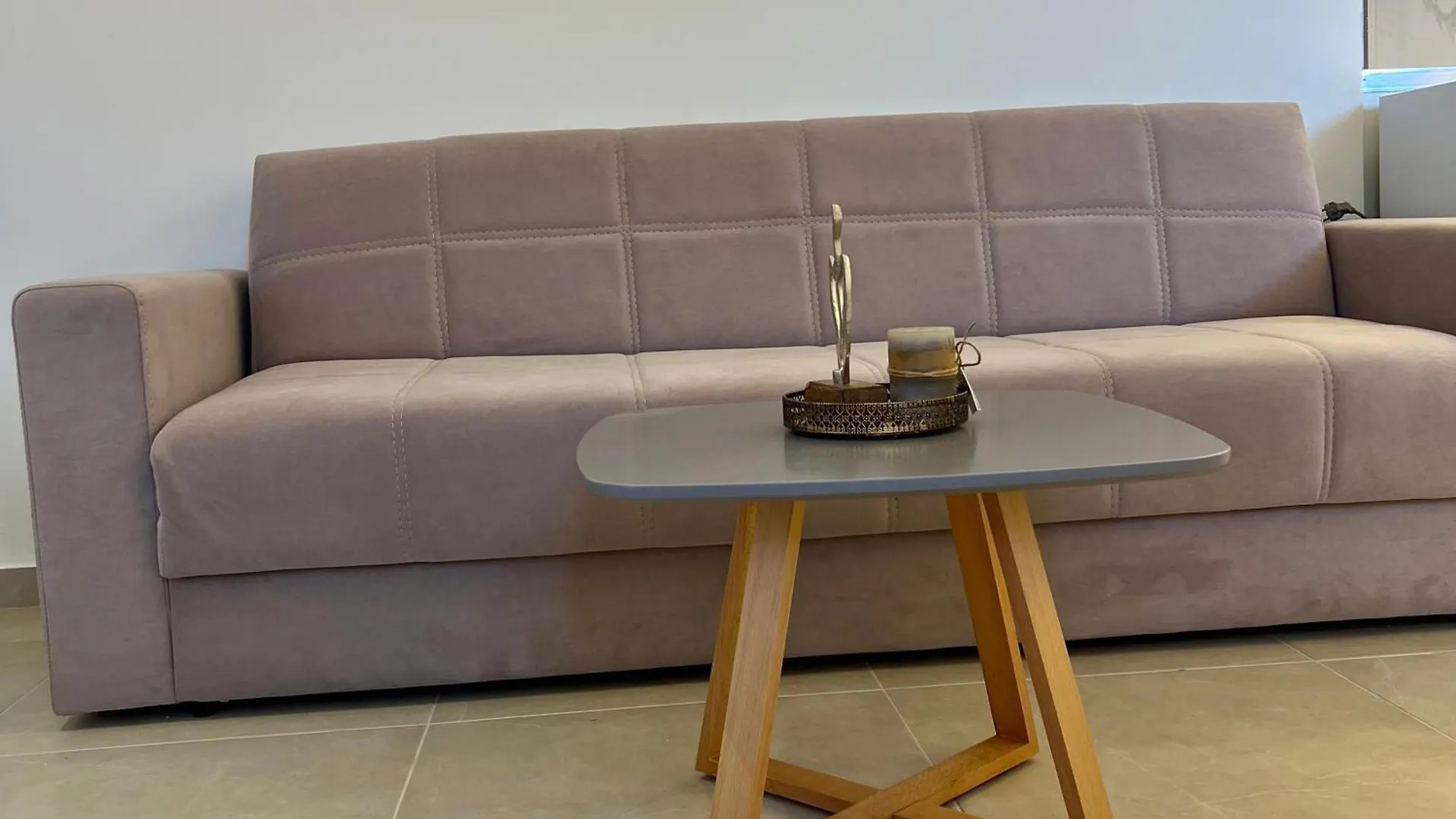 Isufi Modern Studio Sarandë